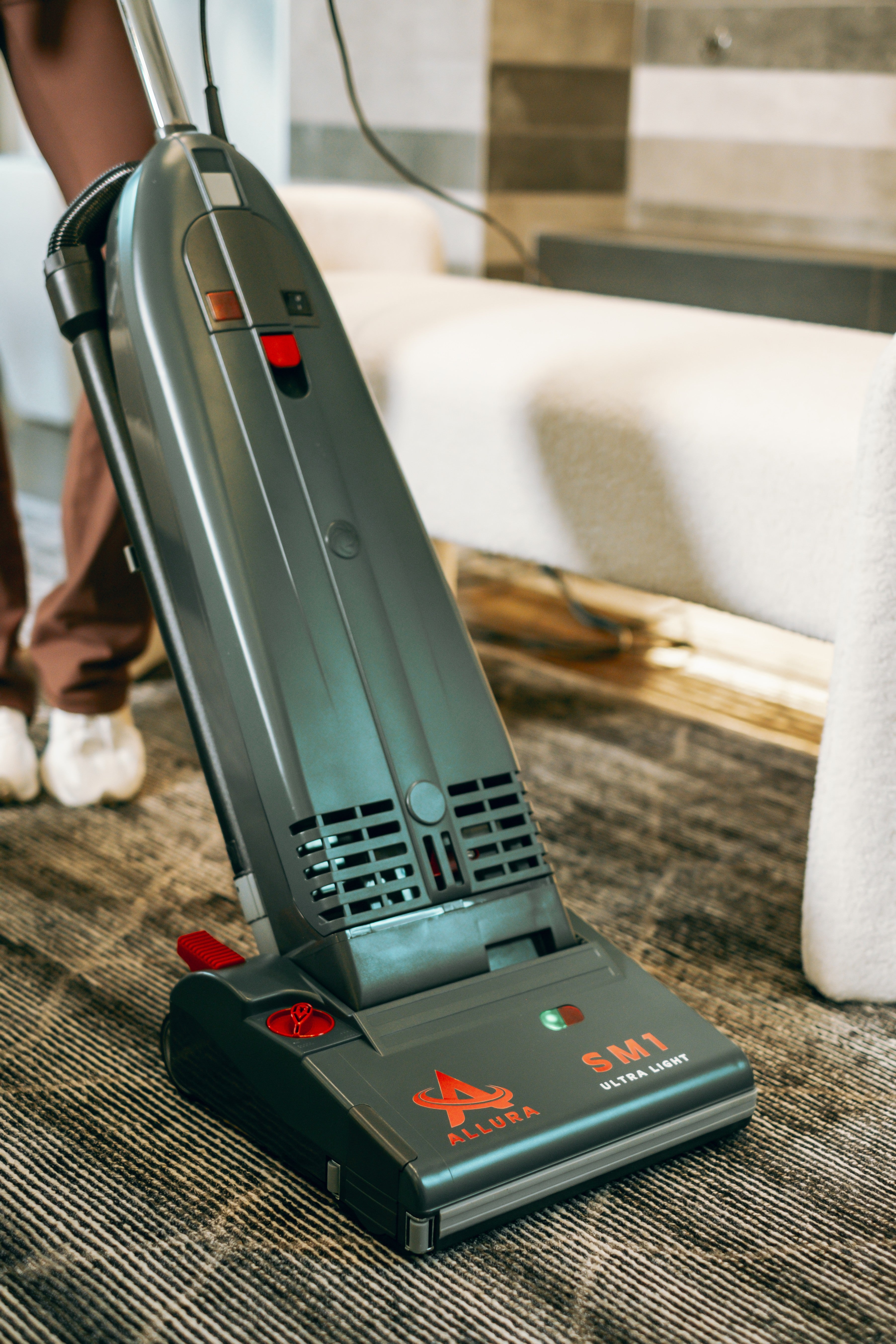 Upright Corded Vacuum SM1 – Allura